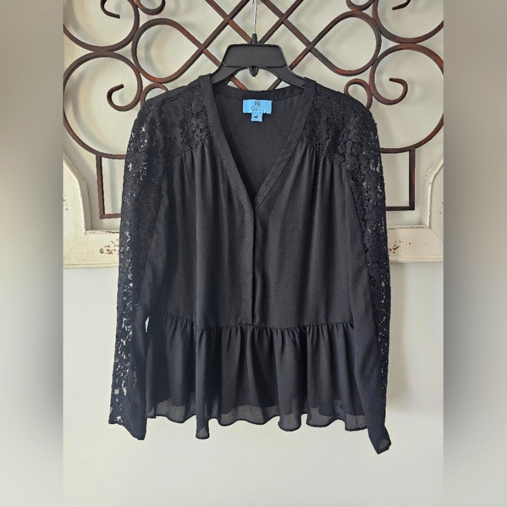 CeCe Peplum Blouse Lace Sleeves Snap Front V-Neck Black Romantic I'm Size S